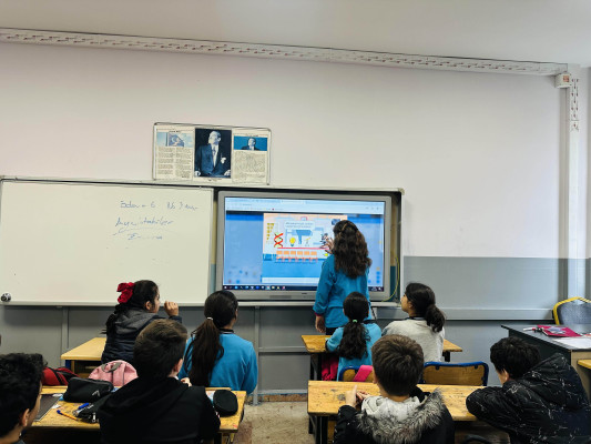 Bilimin İzinde Algoritma:Akıllı Müze Rehberi